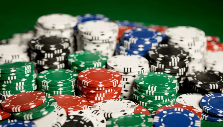 How Canadian Gamblers Navigate Online Casinos